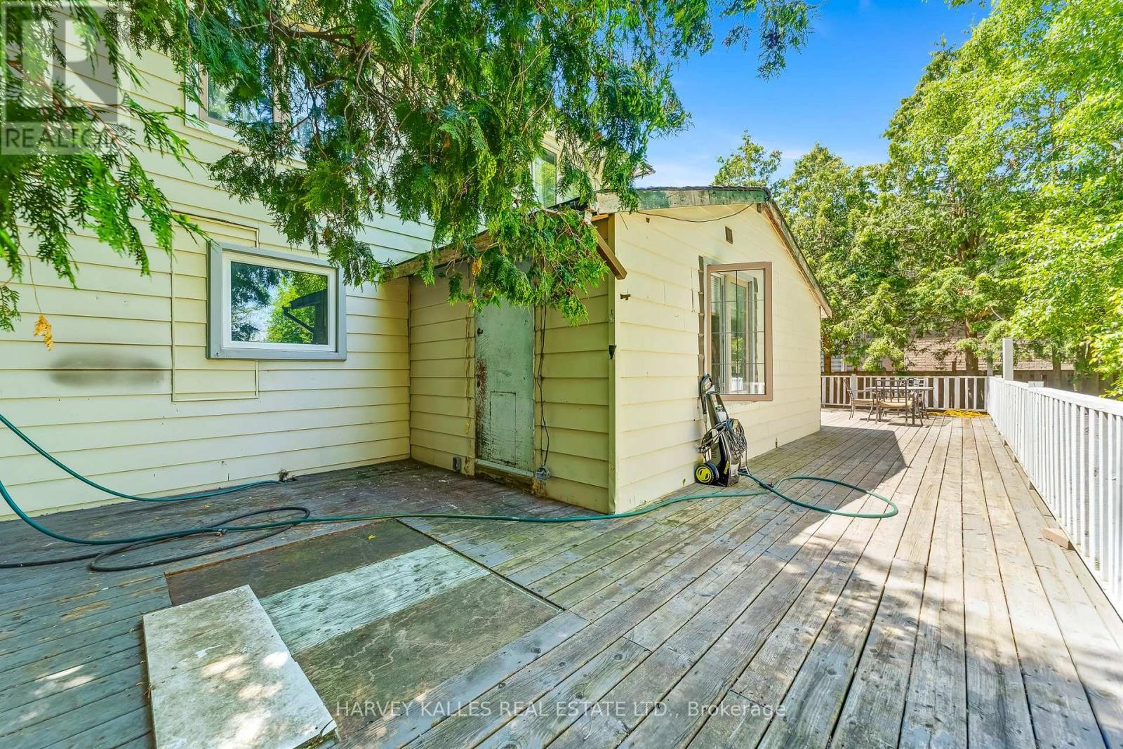 6814 14TH AVENUE - 35