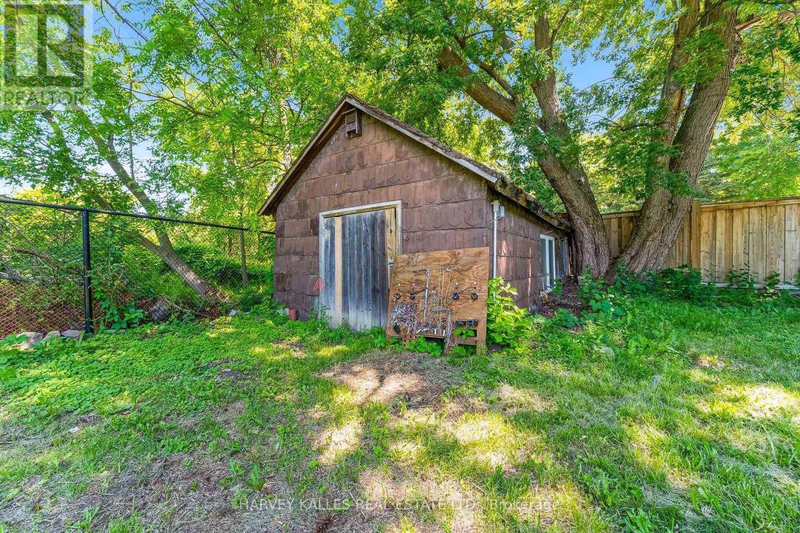 6814 14TH AVENUE - 41