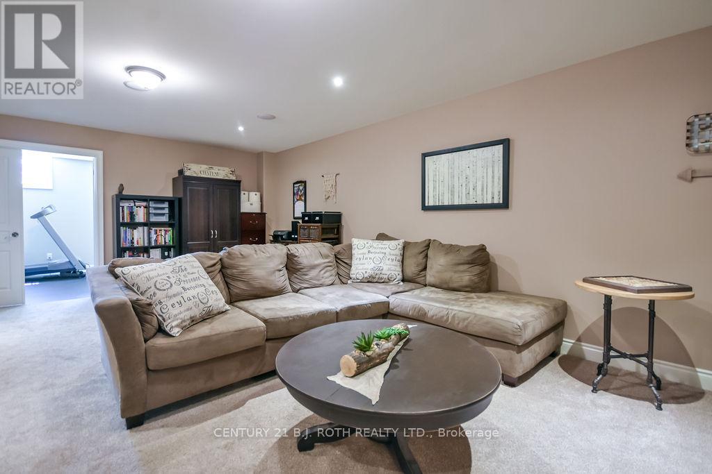 2 ROY HICKLING DRIVE - Image 31