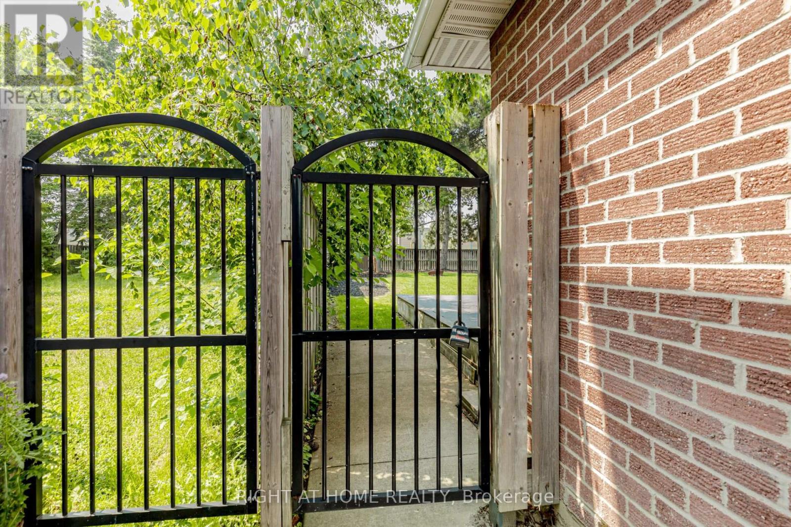 1073 MESA CRESCENT - 12