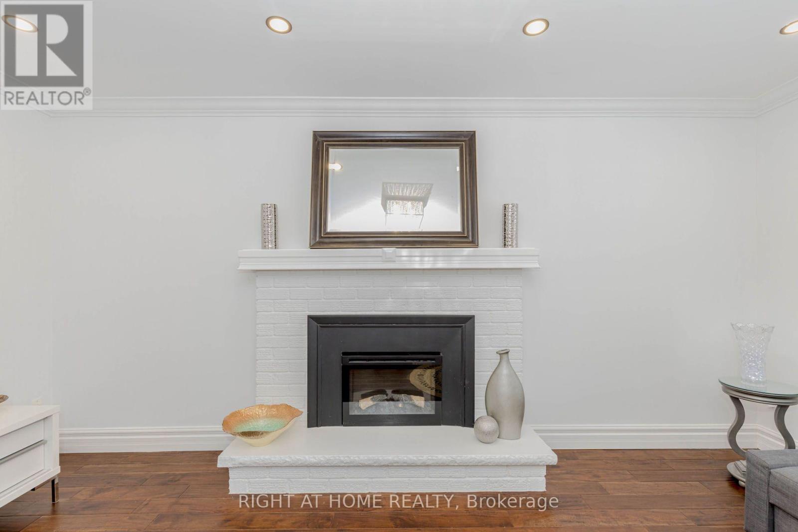 1073 MESA CRESCENT - 29