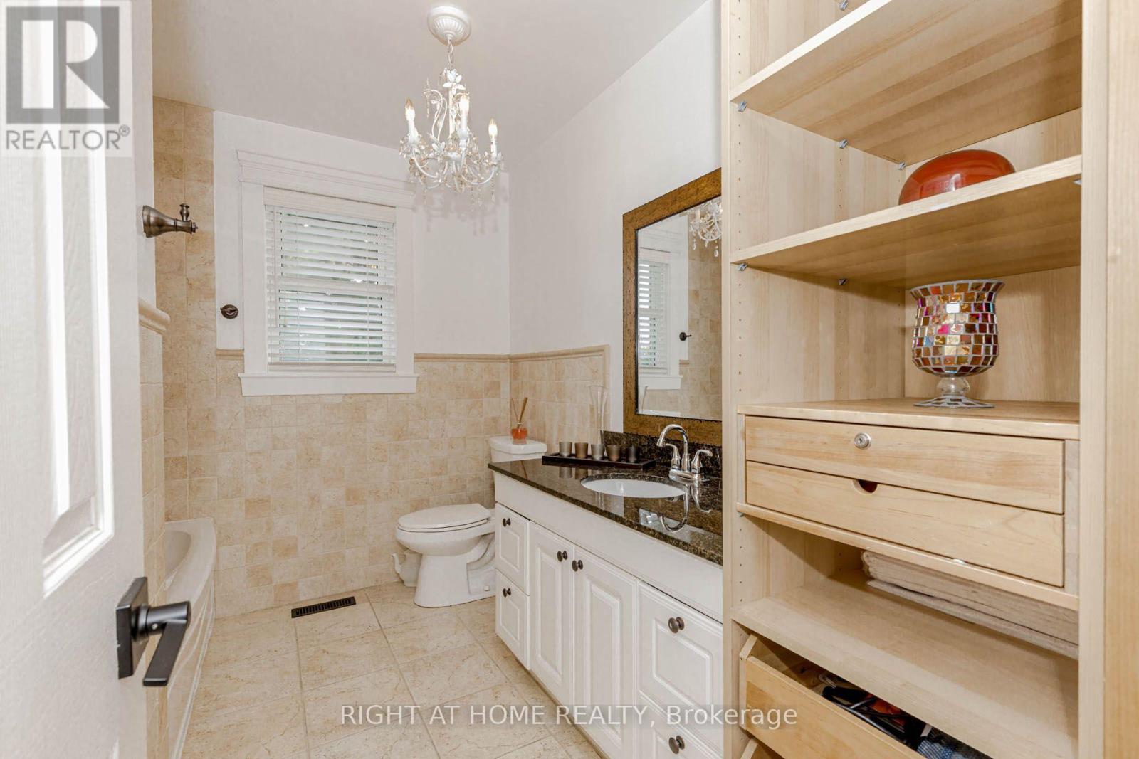 1073 MESA CRESCENT - 37