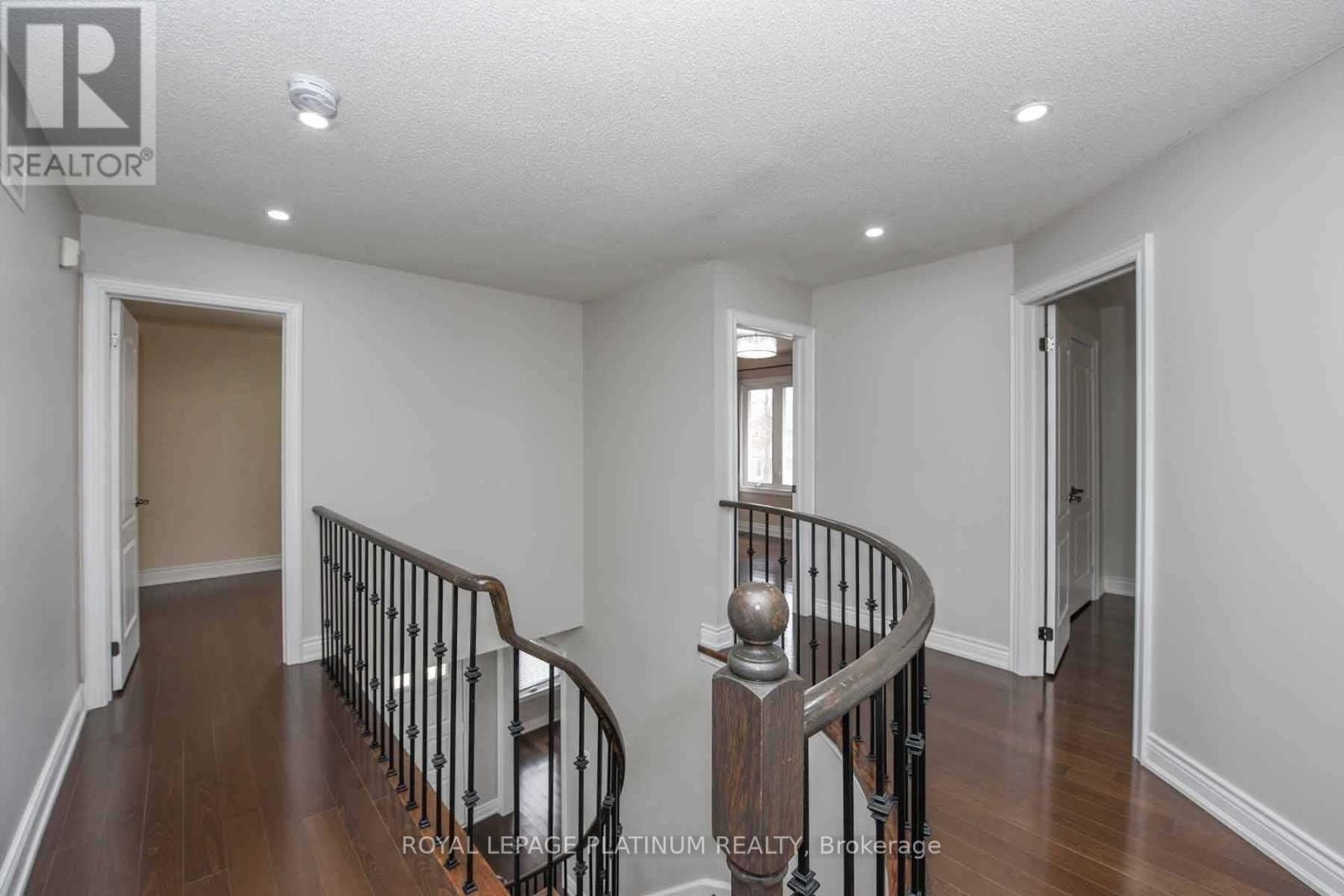 63 LORD SIMCOE DRIVE - 15