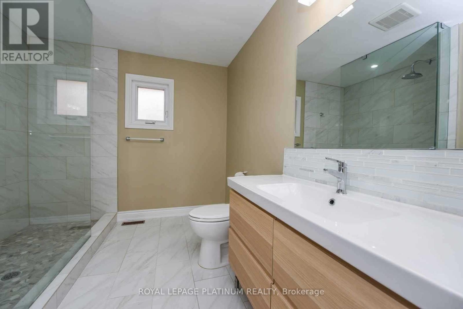 63 LORD SIMCOE DRIVE - 23