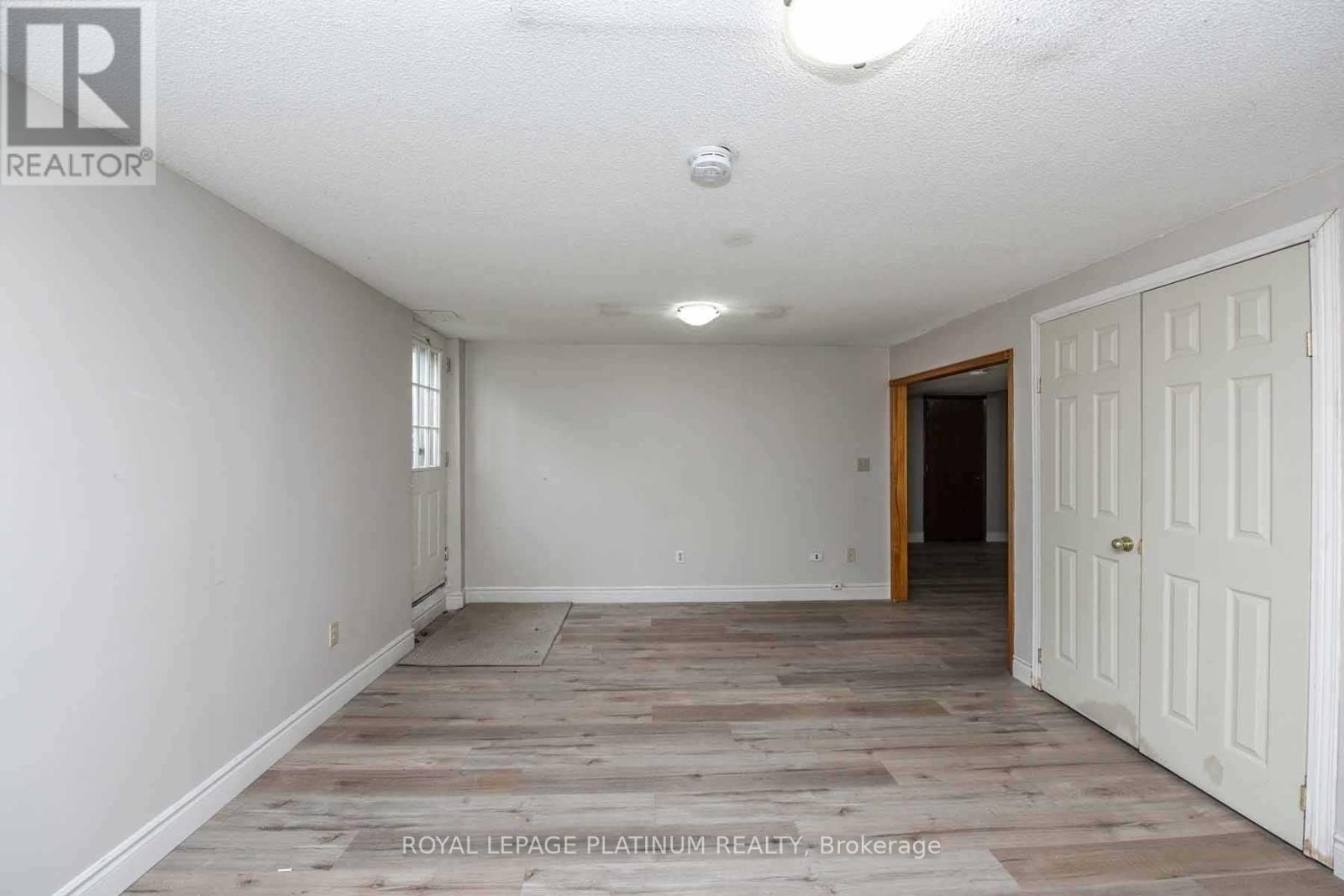 63 LORD SIMCOE DRIVE - 27