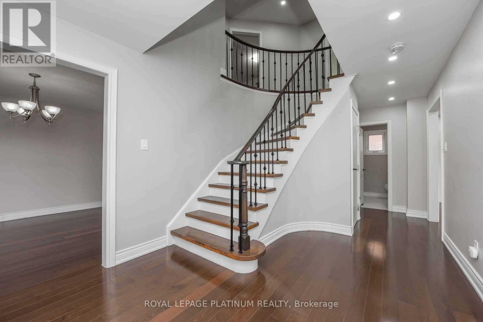 63 LORD SIMCOE DRIVE - 4