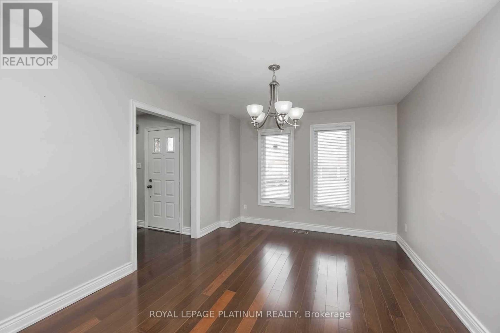 63 LORD SIMCOE DRIVE - 5
