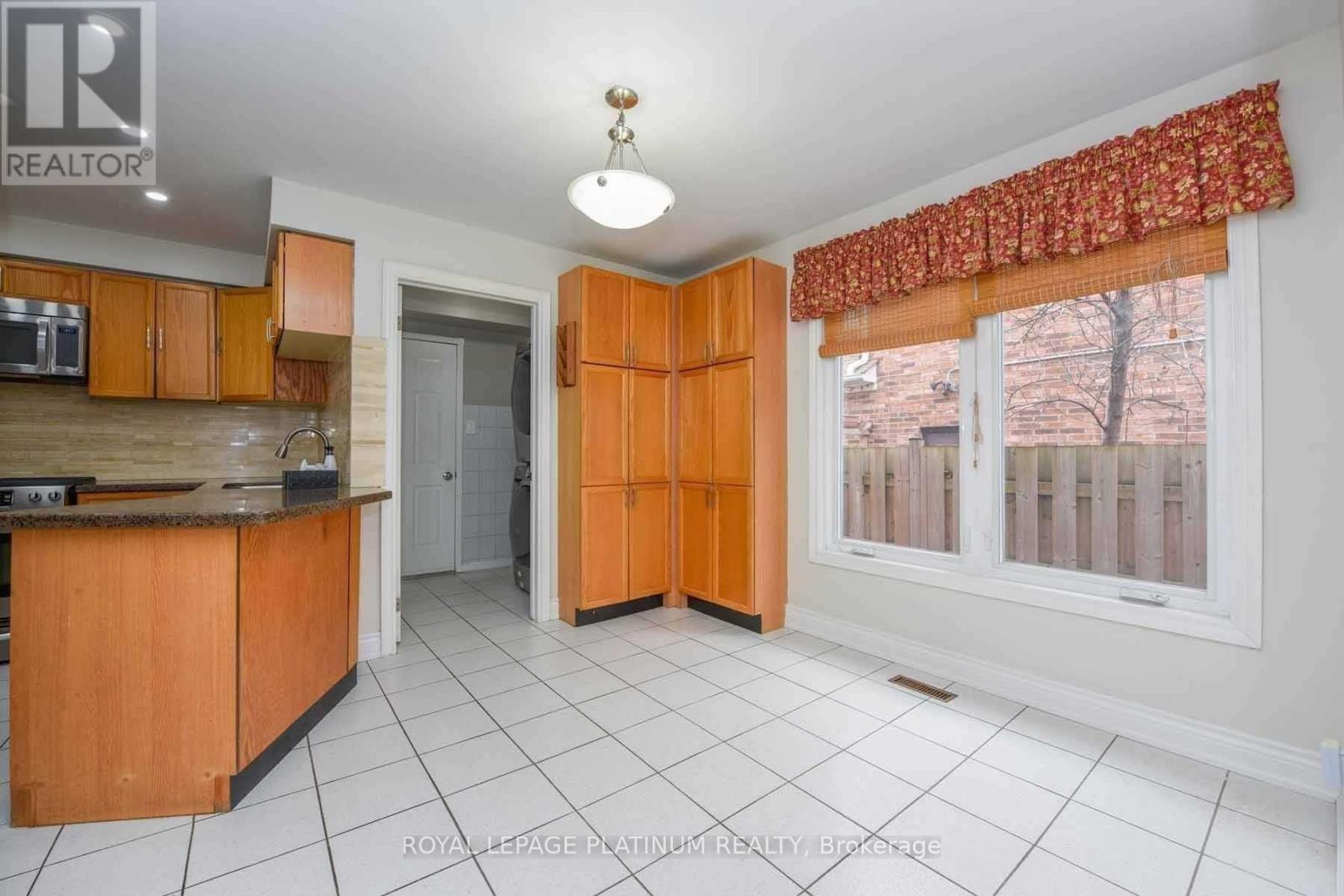 63 LORD SIMCOE DRIVE - 6