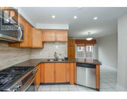 63 Lord Simcoe Drive, Brampton, ON L6S5G7 Photo 10