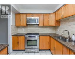 63 Lord Simcoe Drive, Brampton, ON L6S5G7 Photo 9