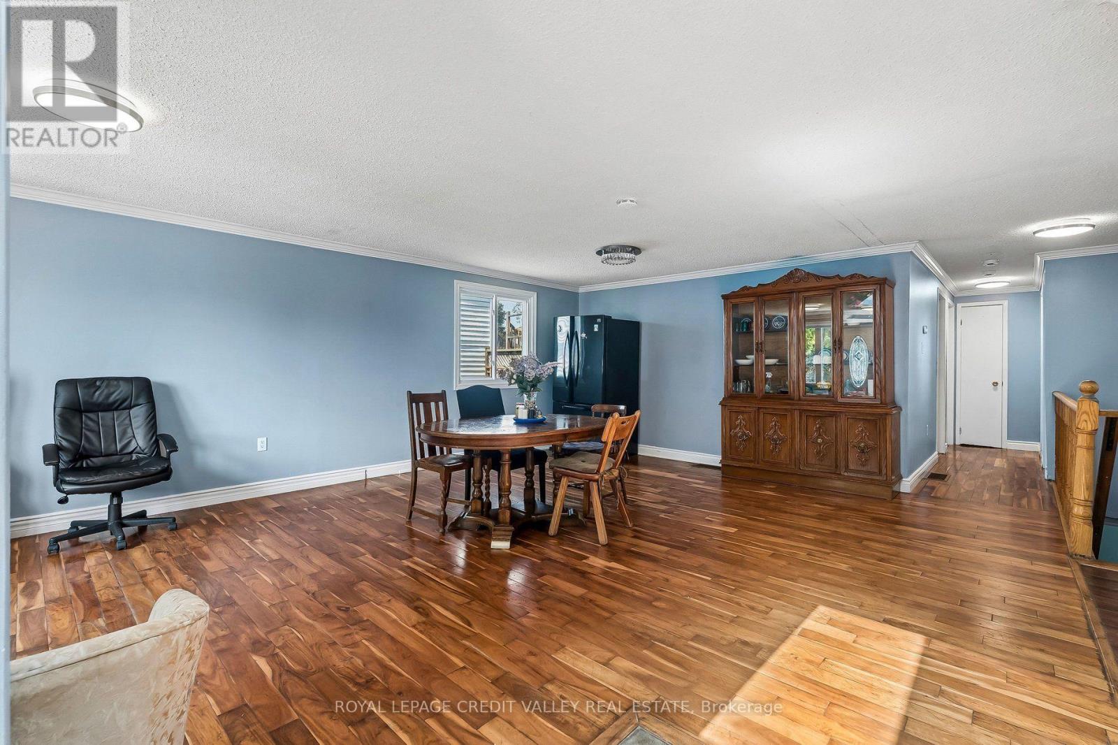 40 HICKLING TRAIL - 11