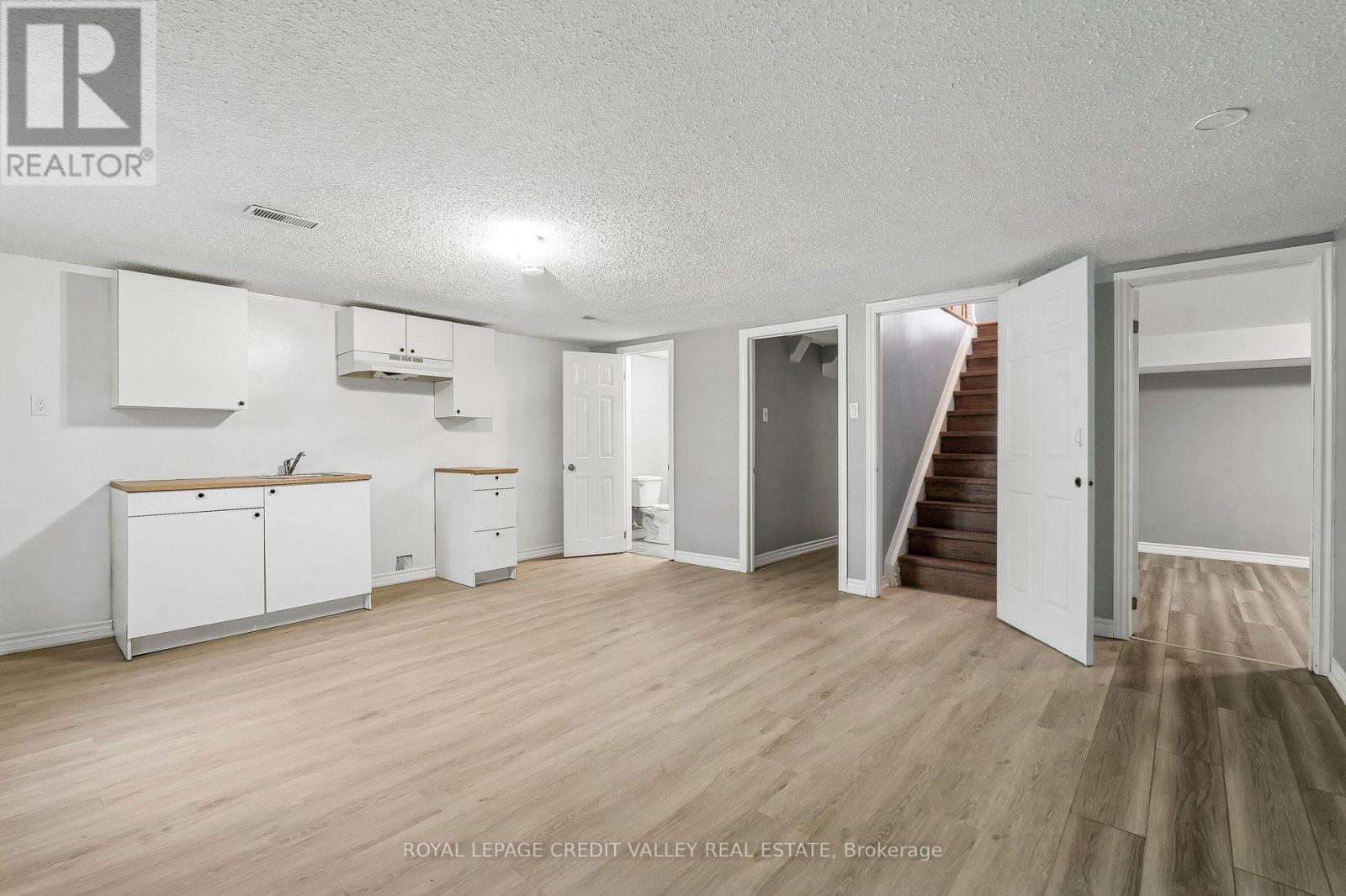 40 HICKLING TRAIL - 23