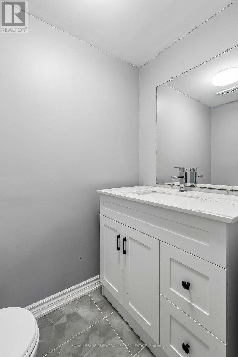 40 HICKLING TRAIL - 31