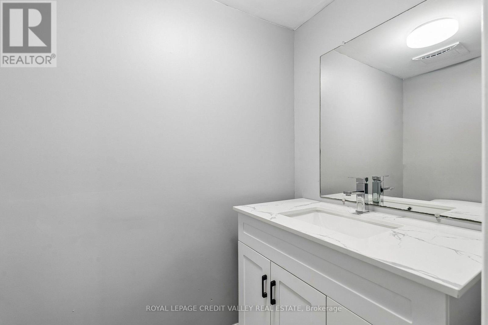 40 HICKLING TRAIL - 30