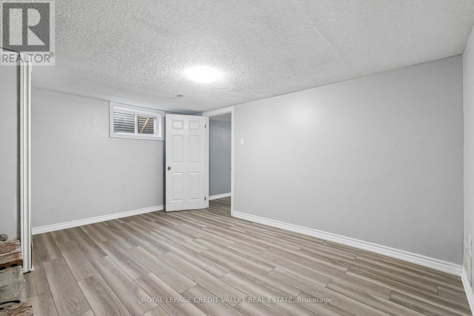 40 HICKLING TRAIL - Image 33