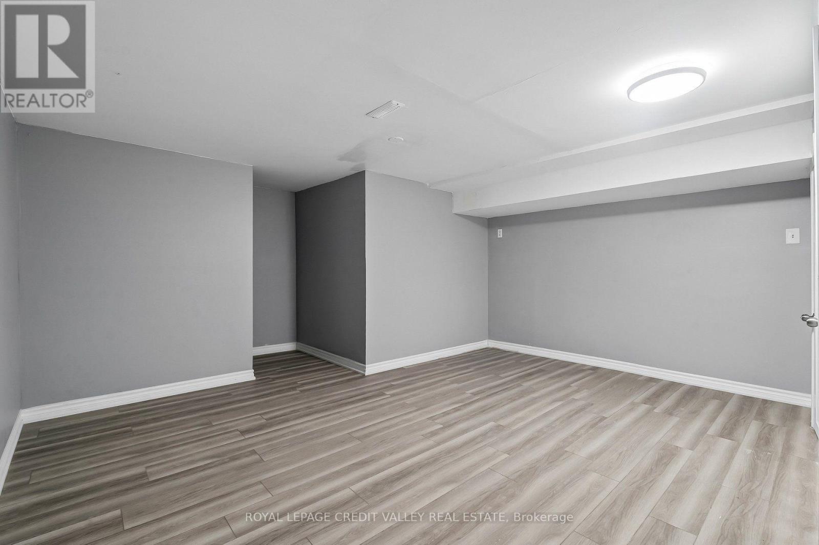 40 HICKLING TRAIL - 40