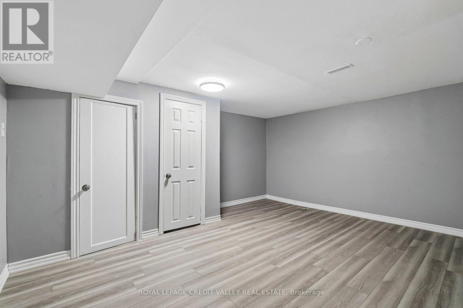40 HICKLING TRAIL - 42