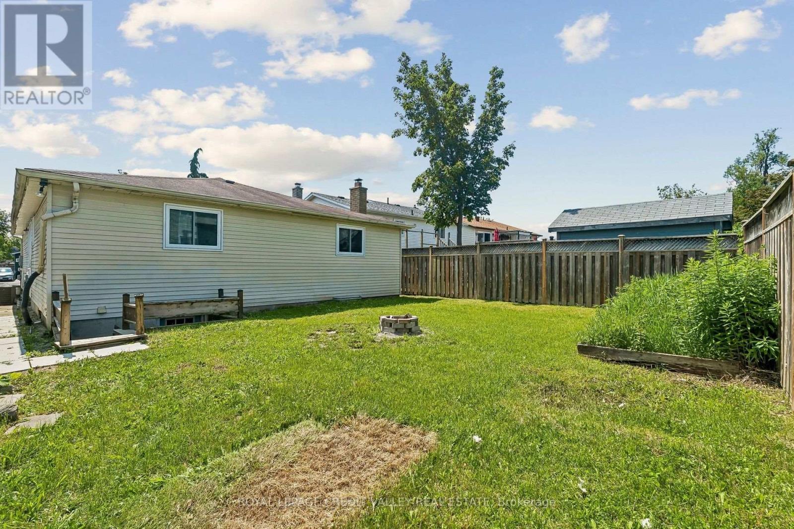 40 HICKLING TRAIL - 46