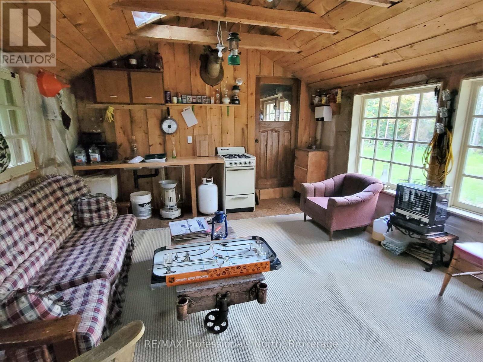 156 BUTTERFIELD Road, Powassan, Ontario, P0H2L0, Powassan, Ontario — photo 4 of 5