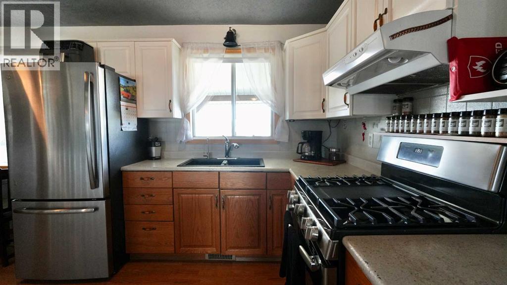 10011 99 Street - Image 19