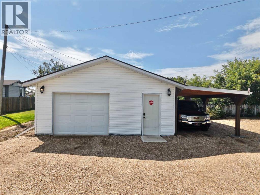 10011 99 Street - Image 3