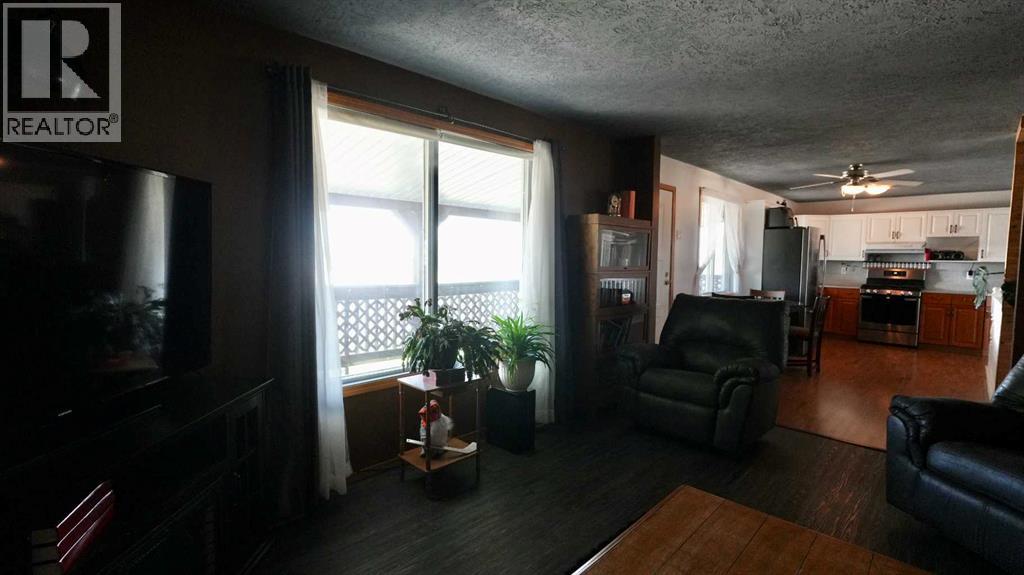 10011 99 Street - Image 36