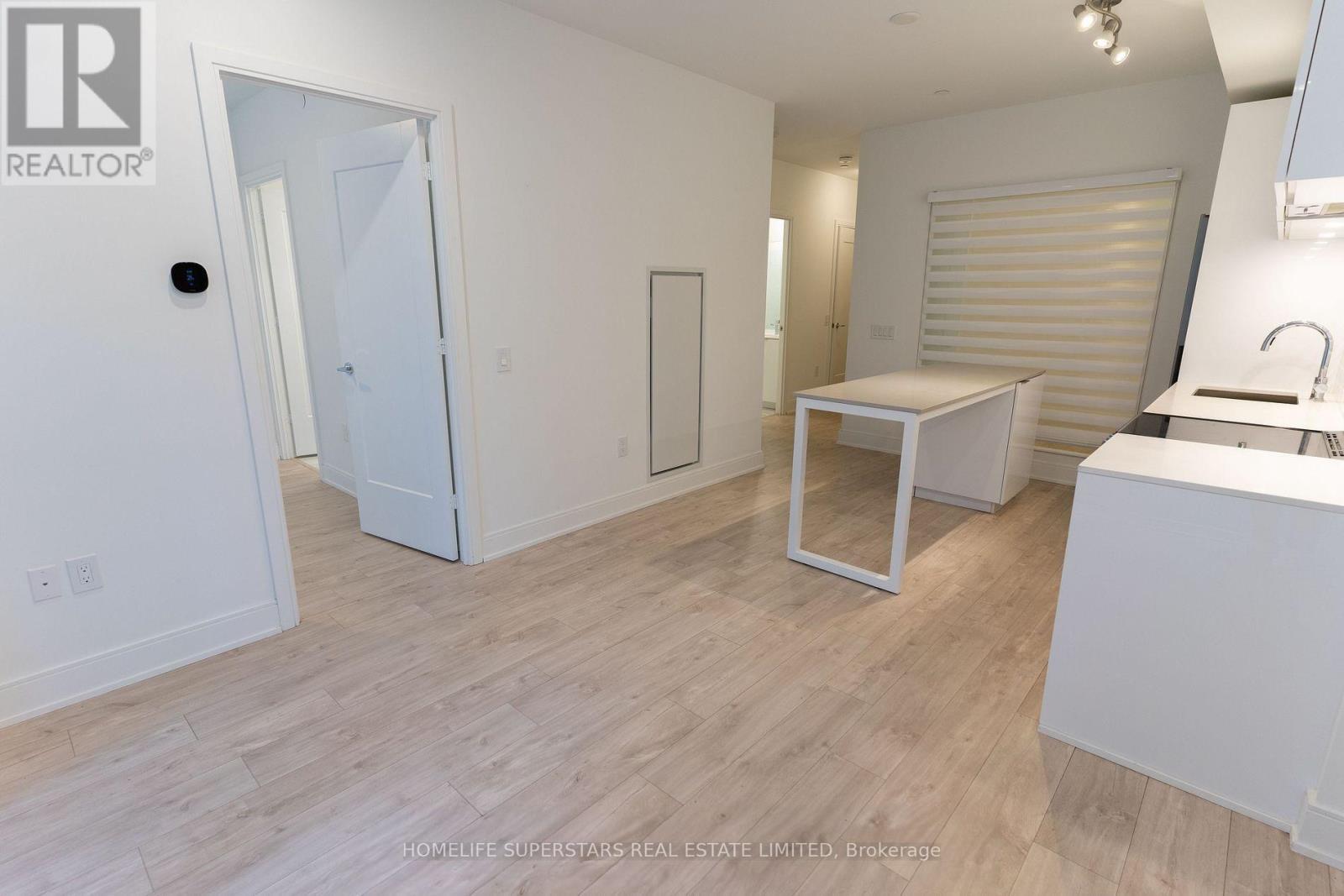 #407 65 ANNIE CRAIG DRIVE - 13