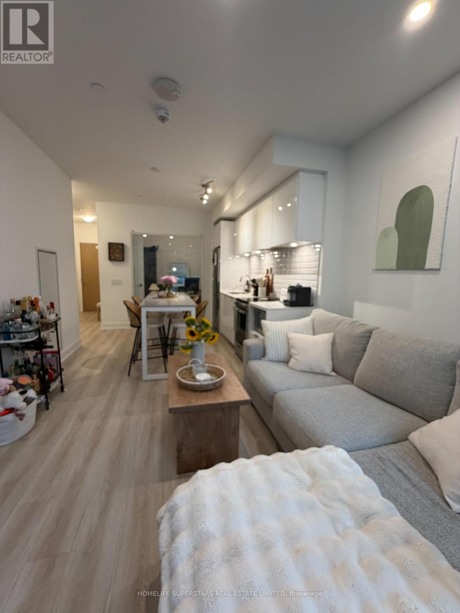 #407 65 ANNIE CRAIG DRIVE - 14