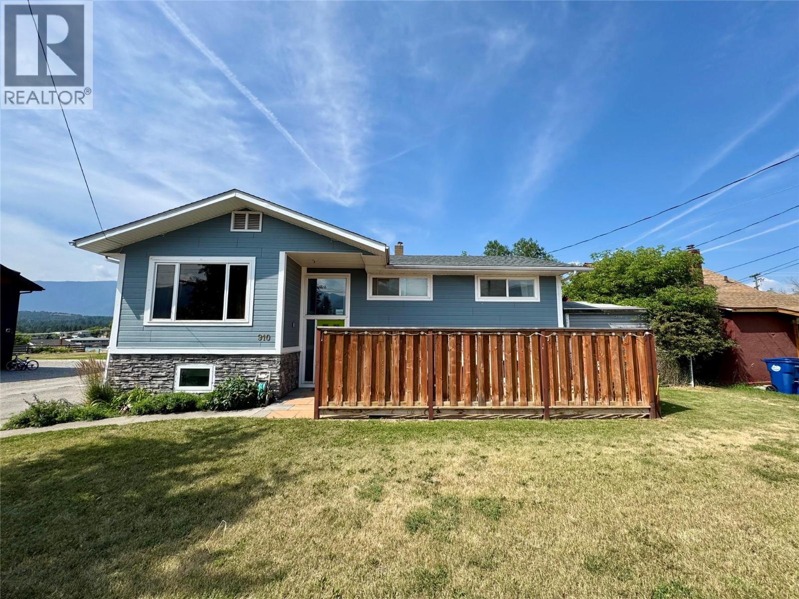 910 5th Ave Avenue - 1