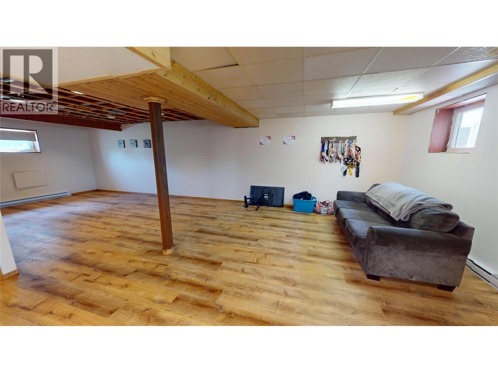 910 5th Ave Avenue - 18