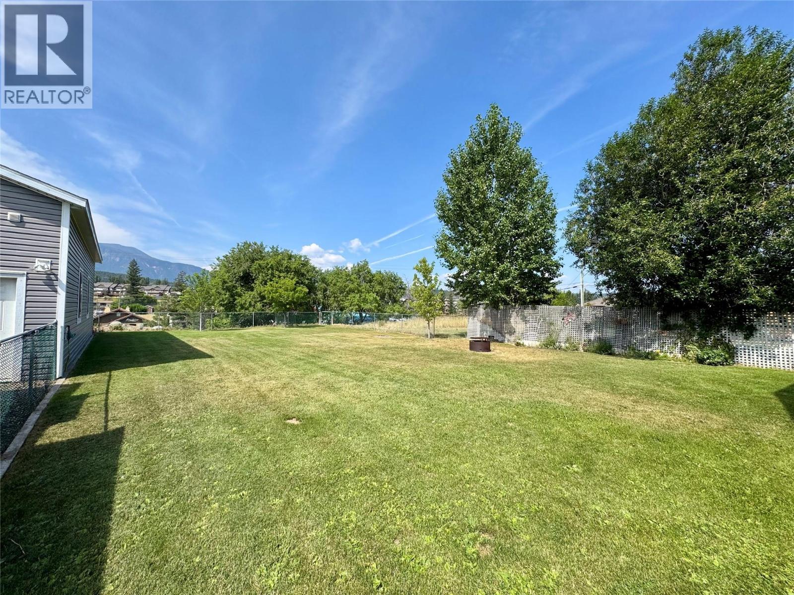 910 5th Ave Avenue - 25