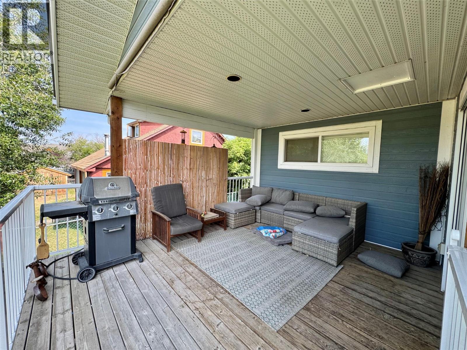 910 5th Ave Avenue - 28
