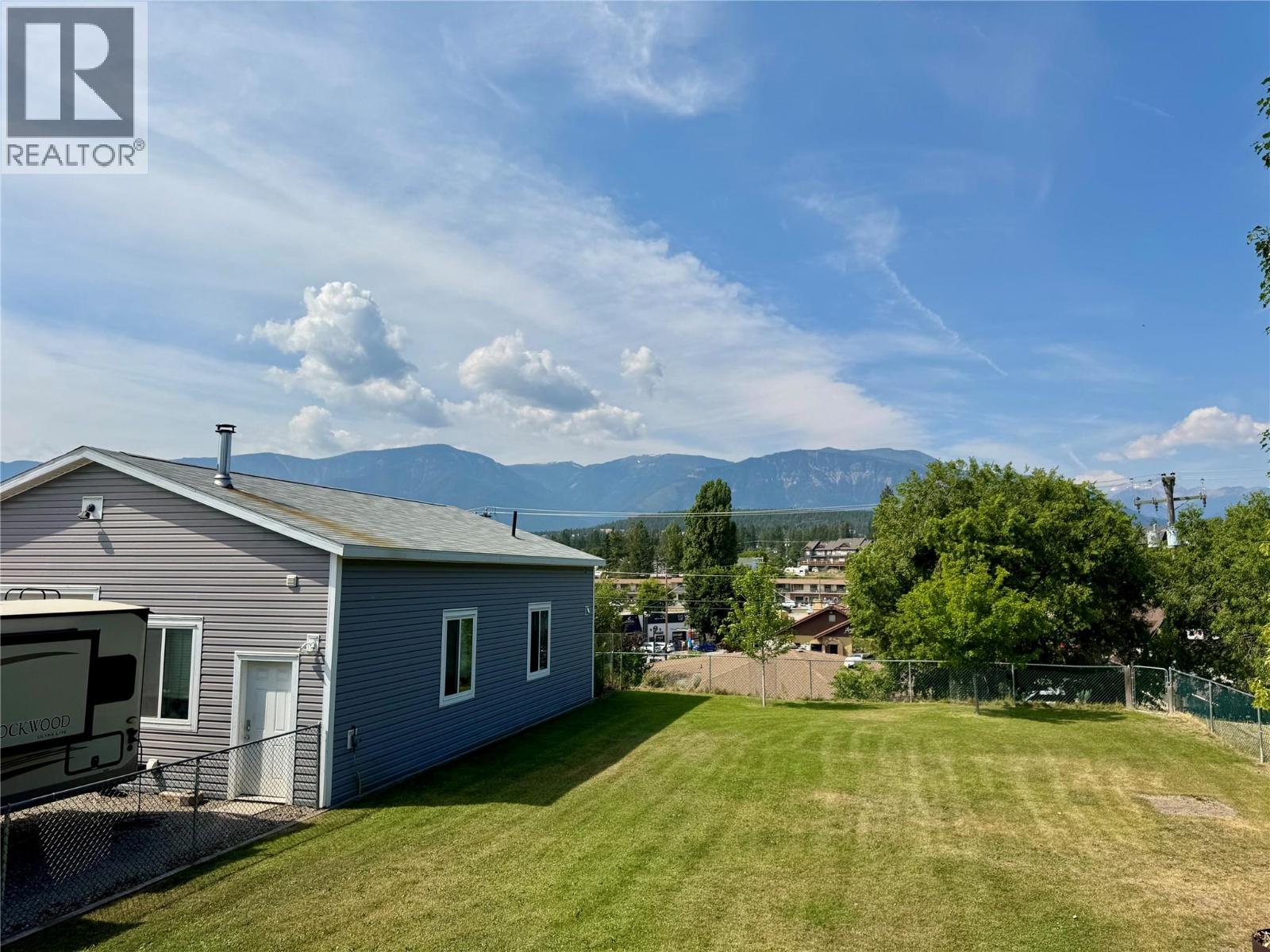 910 5th Ave Avenue - 30