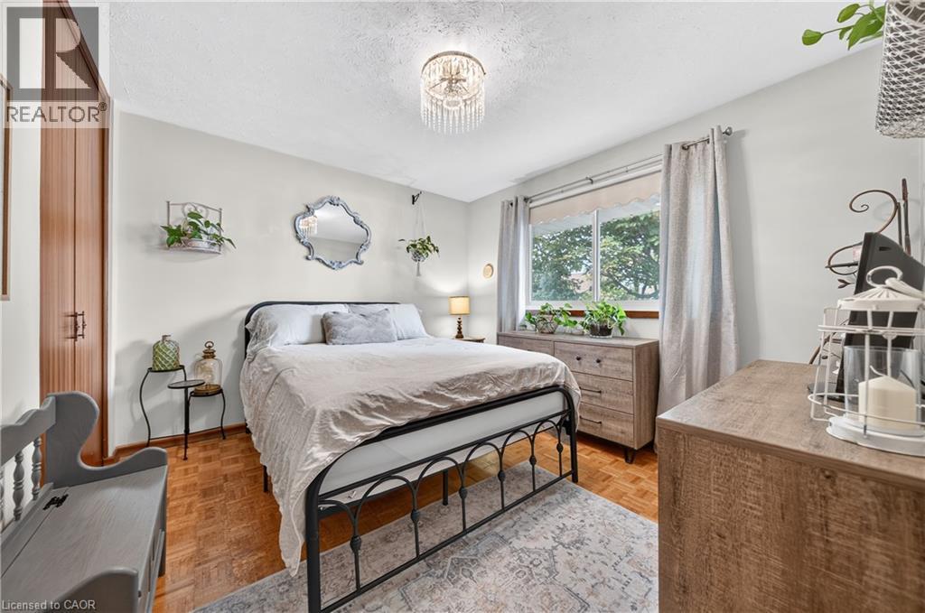 111 KIMBERLY Crescent - 28