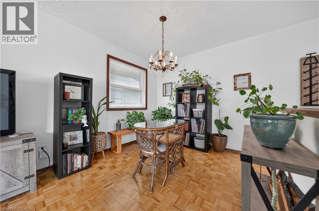 111 KIMBERLY Crescent - 17