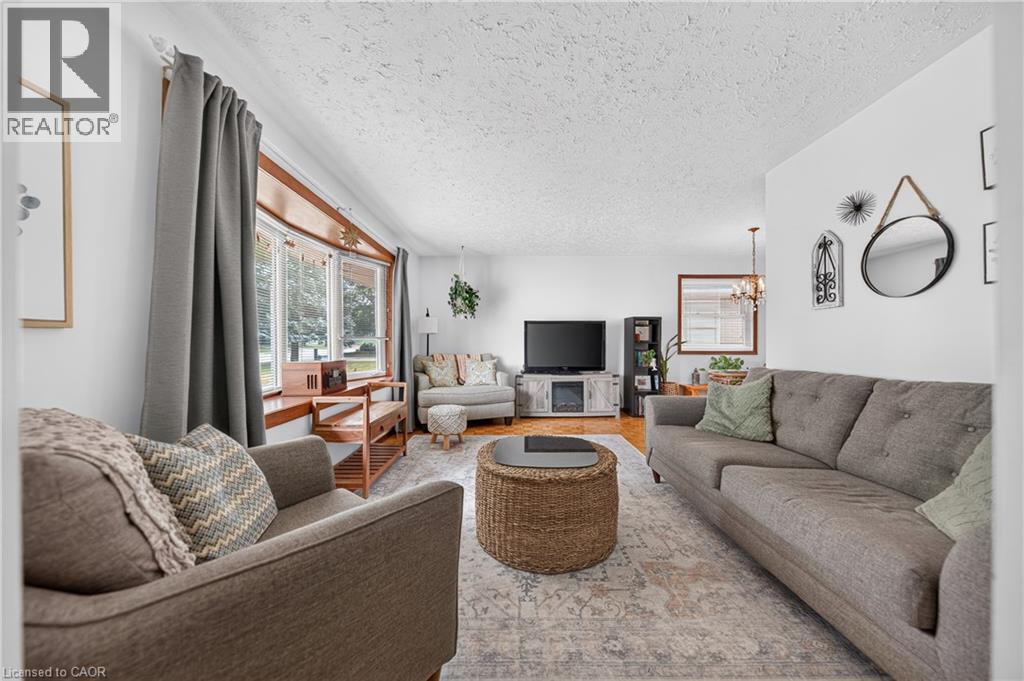 111 KIMBERLY Crescent - 11