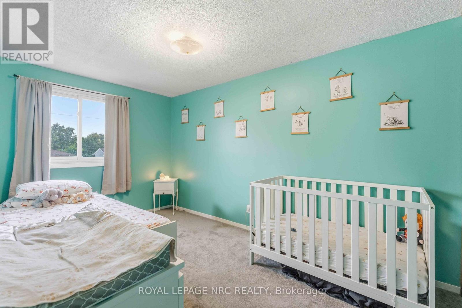 27 CANTERBURY DRIVE - 16