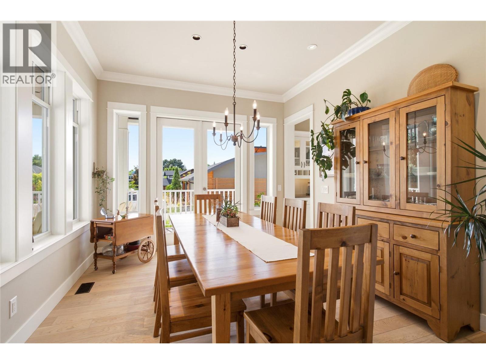 526 Metcalfe Avenue - 28