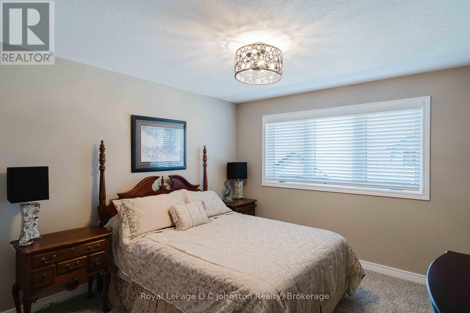 #16 560 DEVONSHIRE ROAD - Image 26