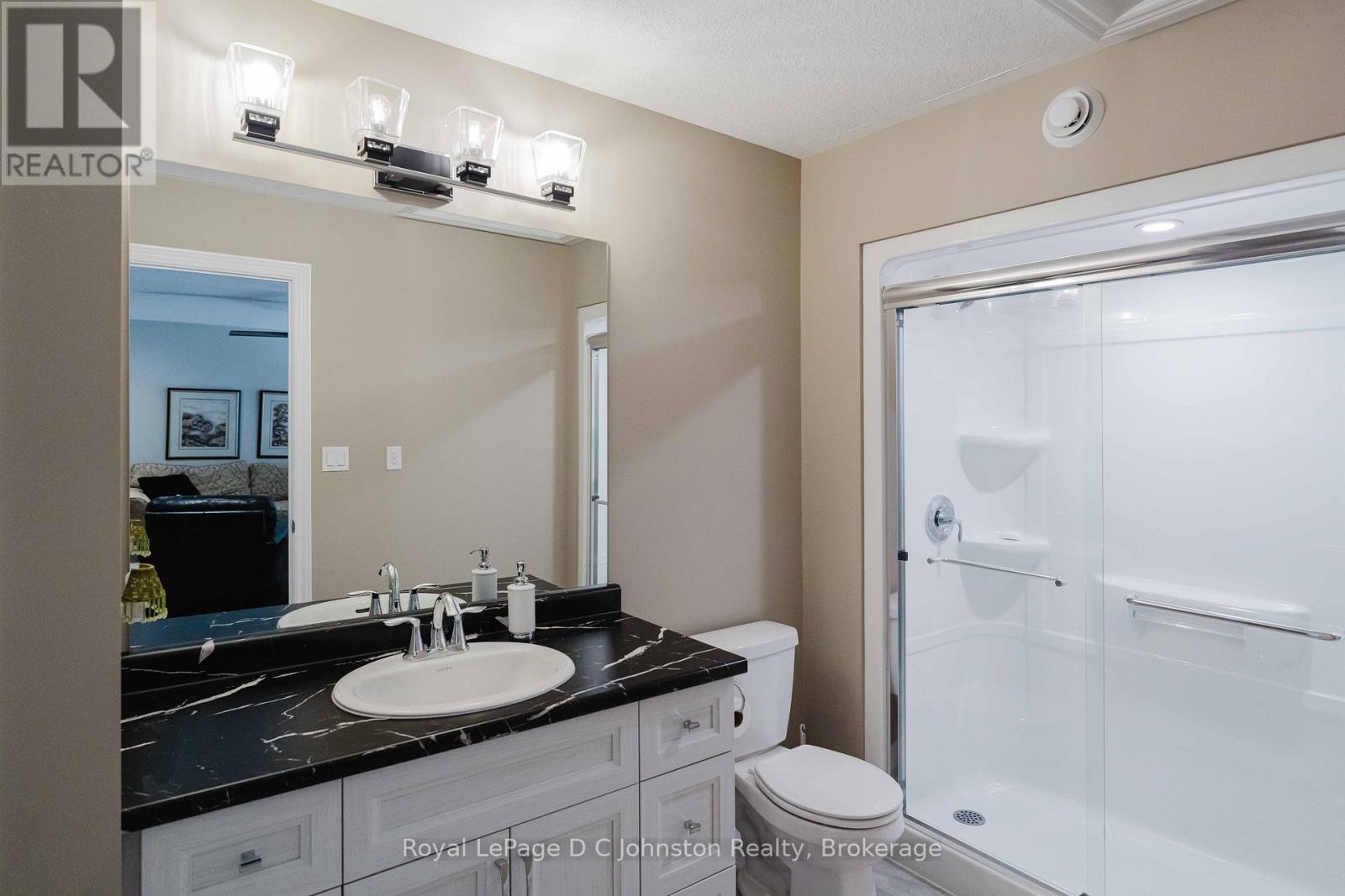 #16 560 DEVONSHIRE ROAD - Image 27