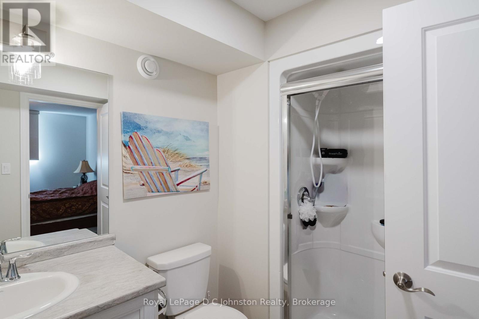 #16 560 DEVONSHIRE ROAD - 38