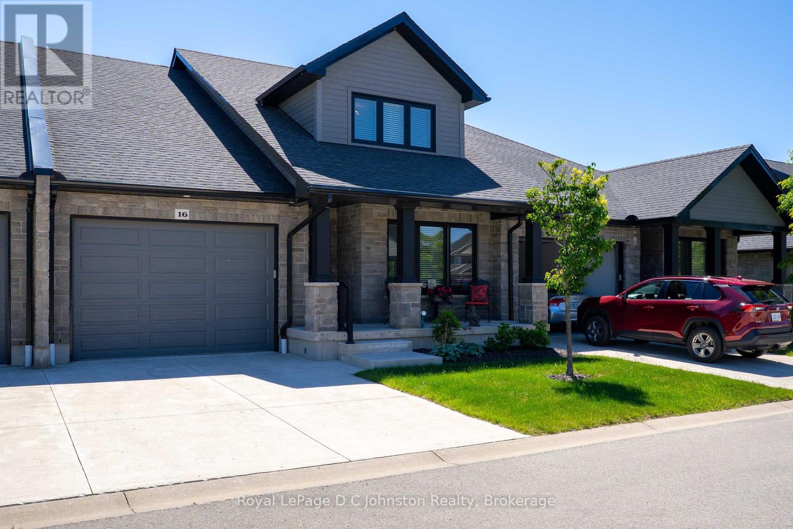 #16 560 DEVONSHIRE ROAD - Image 44