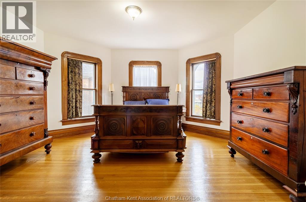 129 William STREET South - 38
