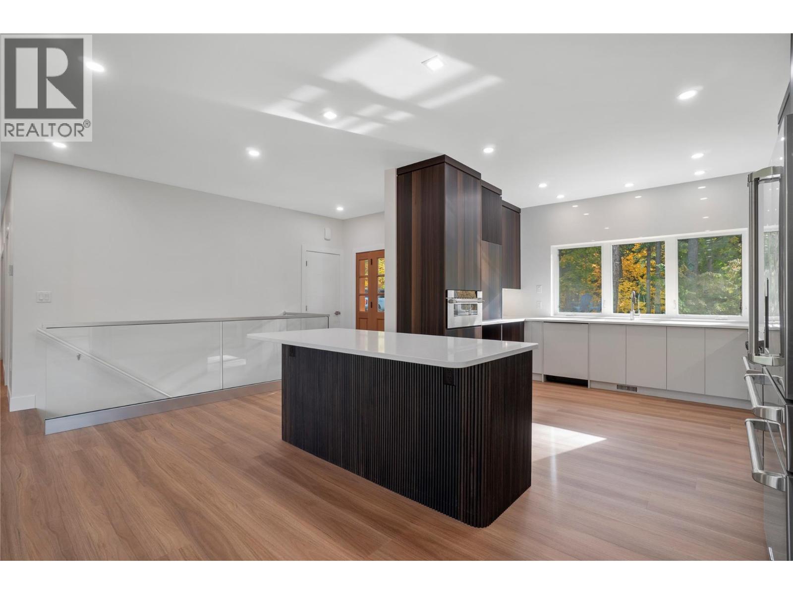 633 9 Street SE - 26