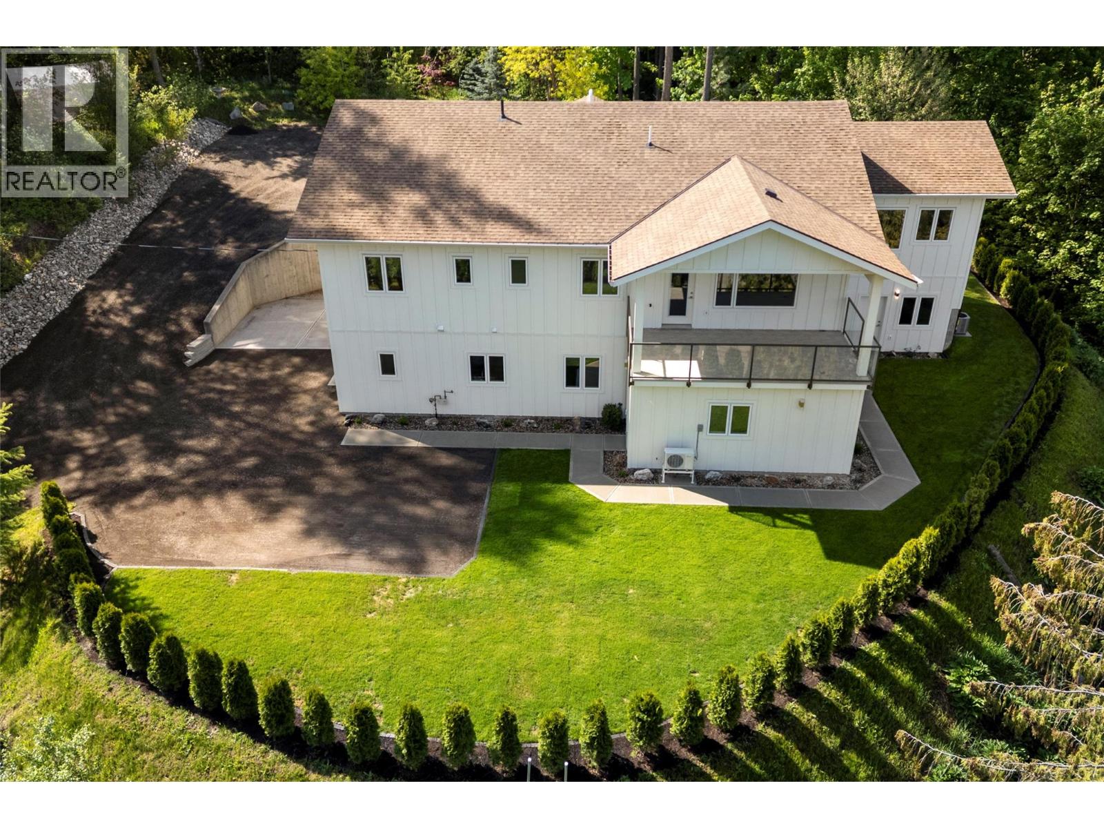 633 9 Street SE - 11