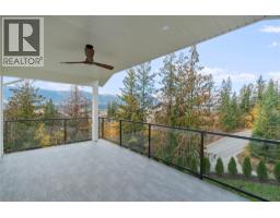 633 9 Street Se, Salmon Arm, BC V1E2C2 Photo 35