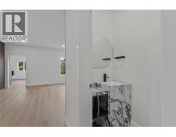 633 9 Street Se, Salmon Arm, BC V1E2C2 Photo 51