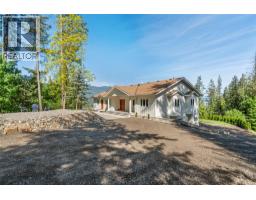 Bedroom - 633 9 Street Se, Salmon Arm, BC V1E2C2 Photo 7