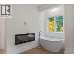 633 9 Street Se, Salmon Arm, BC V1E2C2 Photo 64