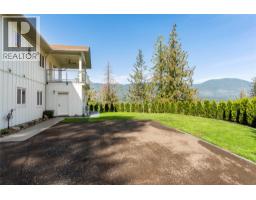 633 9 Street Se, Salmon Arm, BC V1E2C2 Photo 73